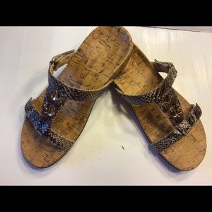 Vionic Womens sandals